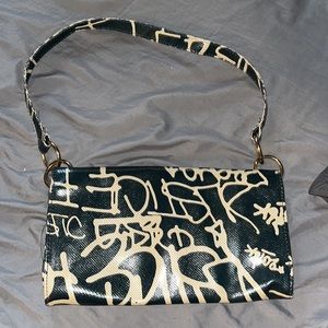 Very stylish PRETTYLITTLETHING shoulder bag